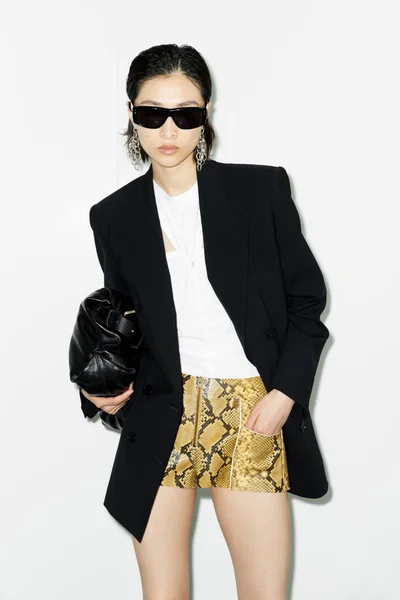 Look 3